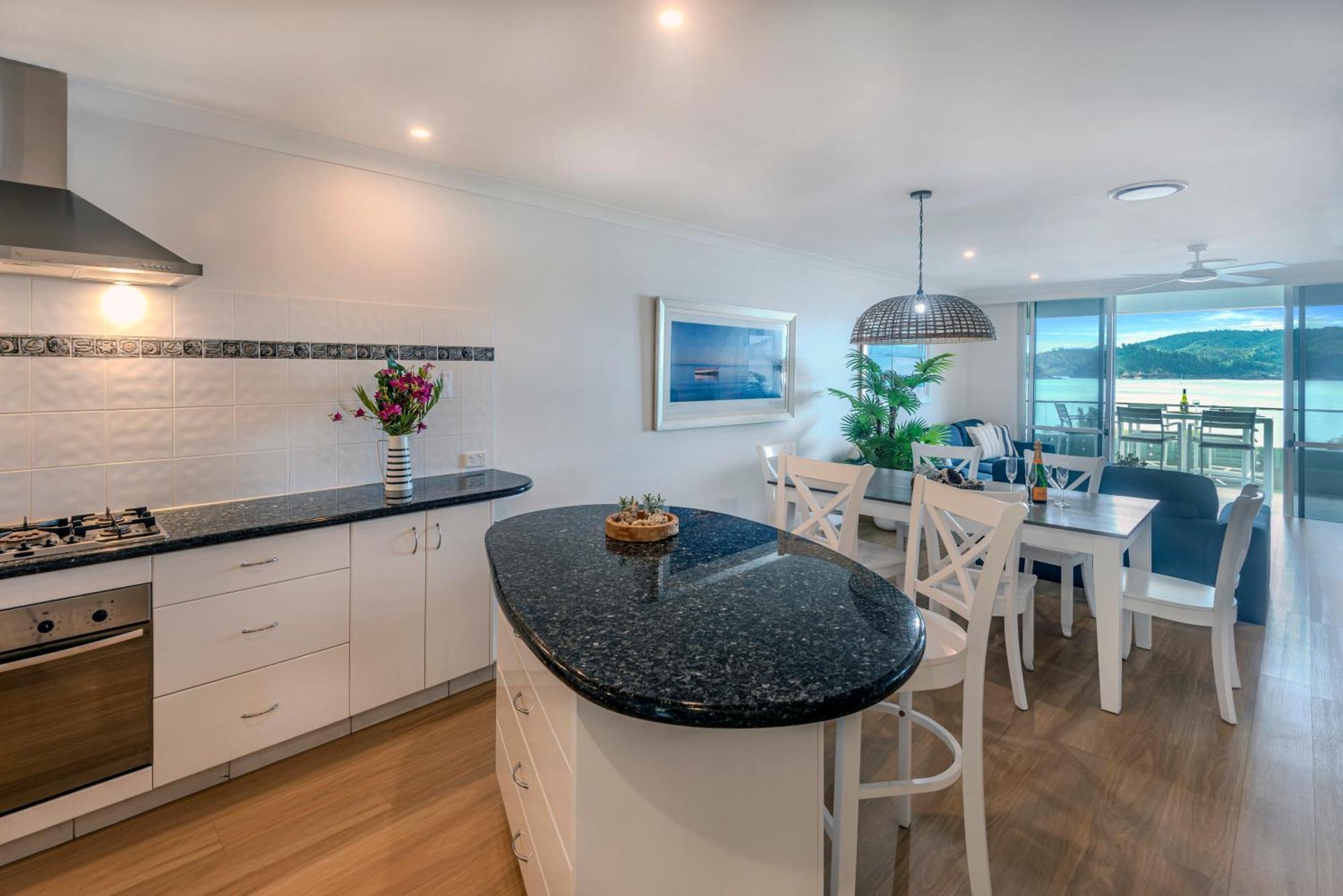 Lagoon Beachfront Lodge 202 On Hamilton Island By Hamorent Экстерьер фото